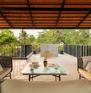 Indoor-outdoor living detail at Zen Villa I in Goa